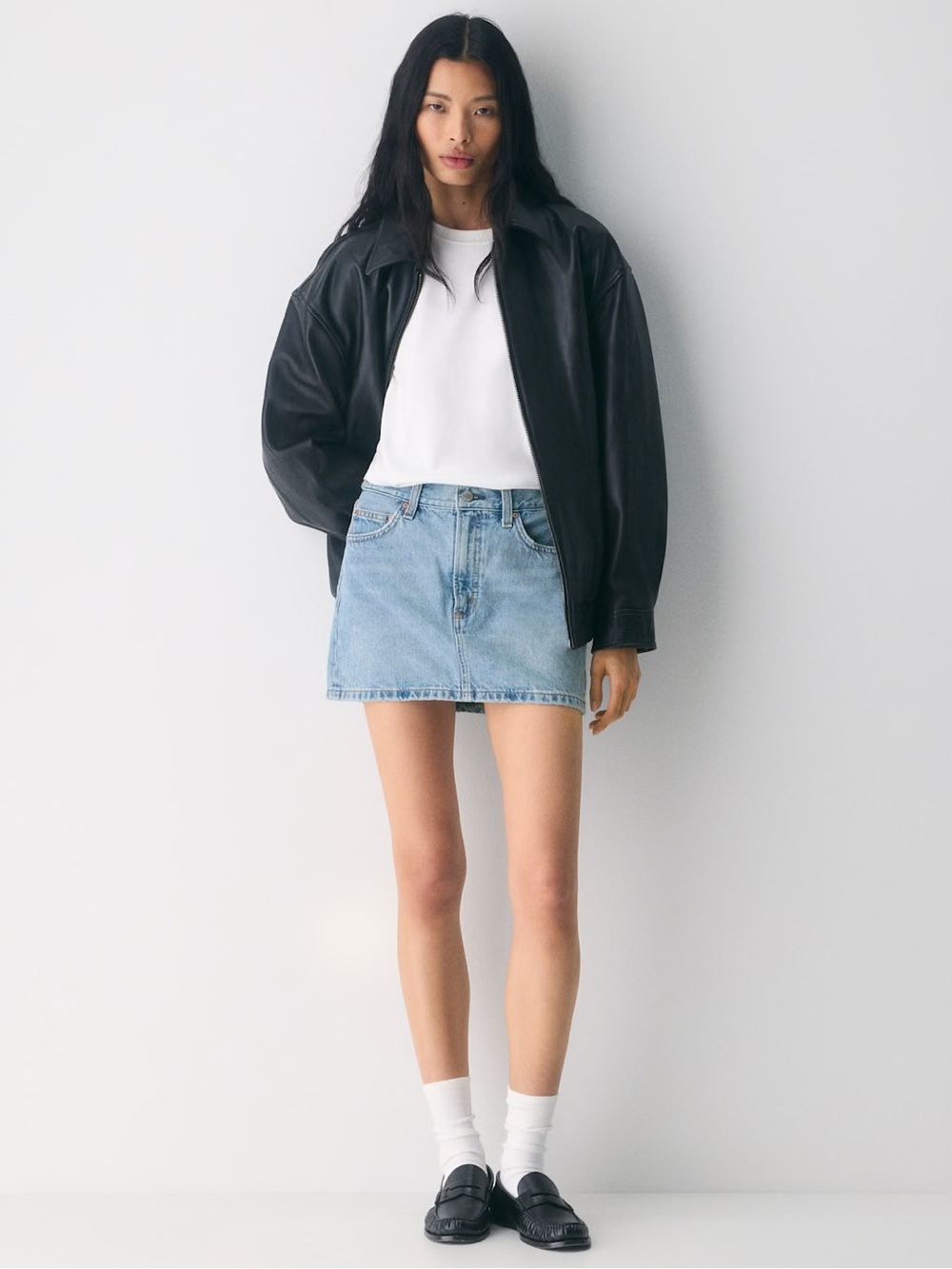 Aritzia denim forum 90s ricci mini skirt 27